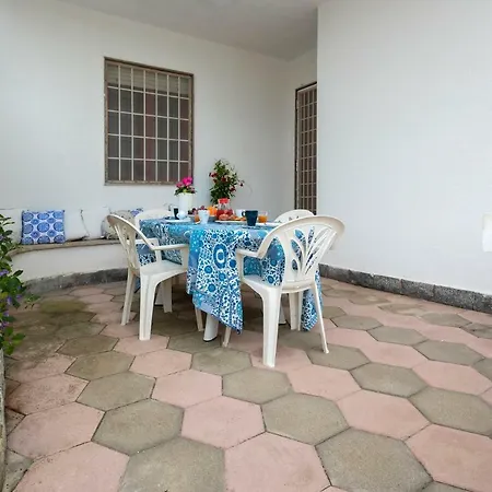 Holiday home Daniela *